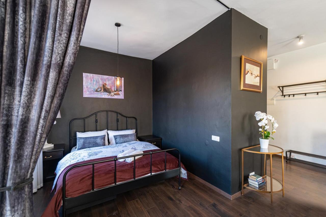 Retro Studio Old Town Apartment By Hostlovers Kaunas Exterior foto
