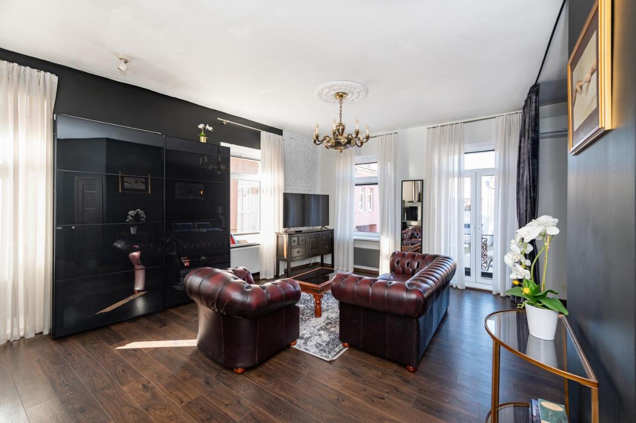 Retro Studio Old Town Apartment By Hostlovers Kaunas Exterior foto